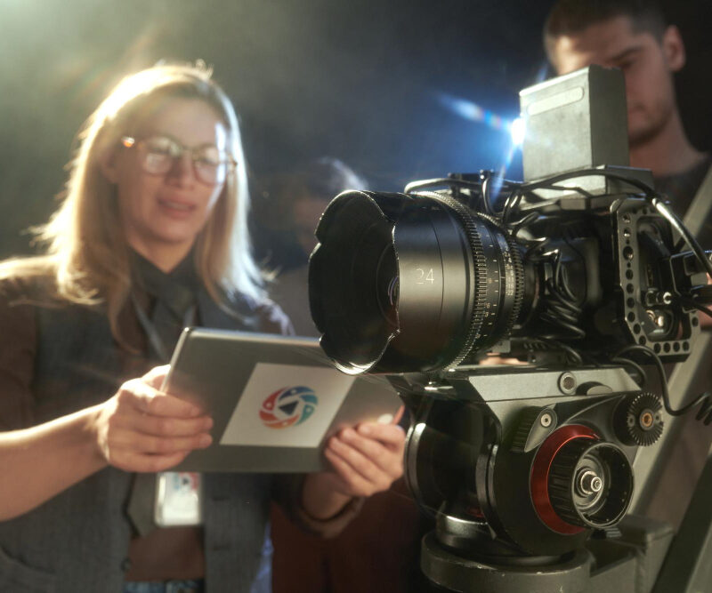 Conoce a las directoras pioneras del audiovisual en México, que abrieron camino en cine y televisión, con propuestas innovadoras y valientes.