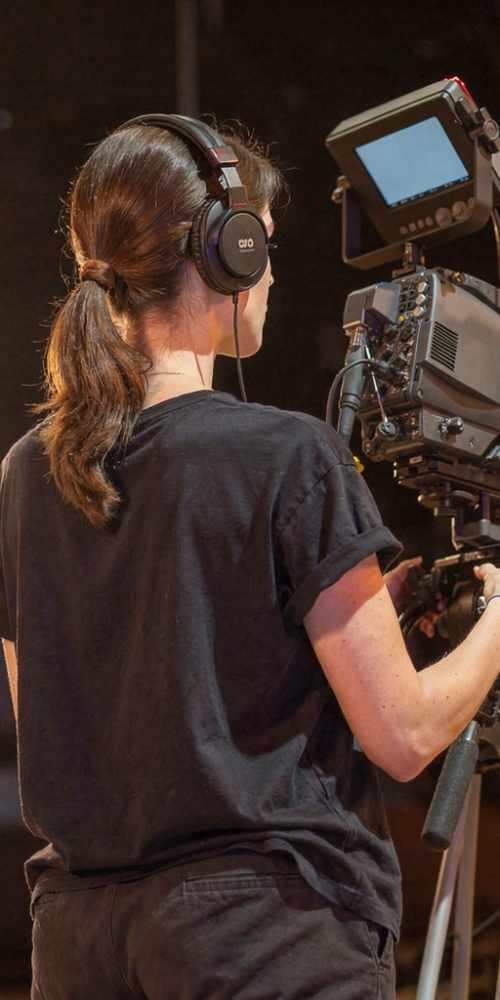 Mujeres detrás de la cámara: quiénes toman las decisiones en el cine mexicano