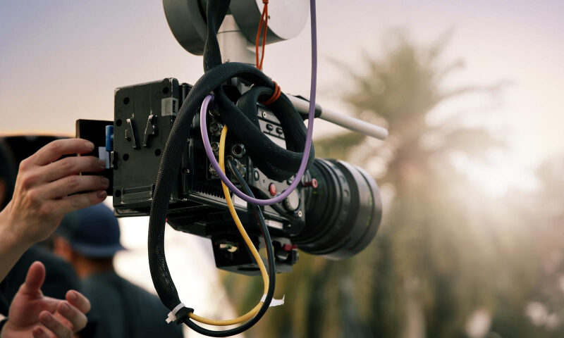 Analizamos cómo la descentralización del cine mexicano avanza con más producciones, comisiones fílmicas e incentivos estatales fuera de la CDMX.